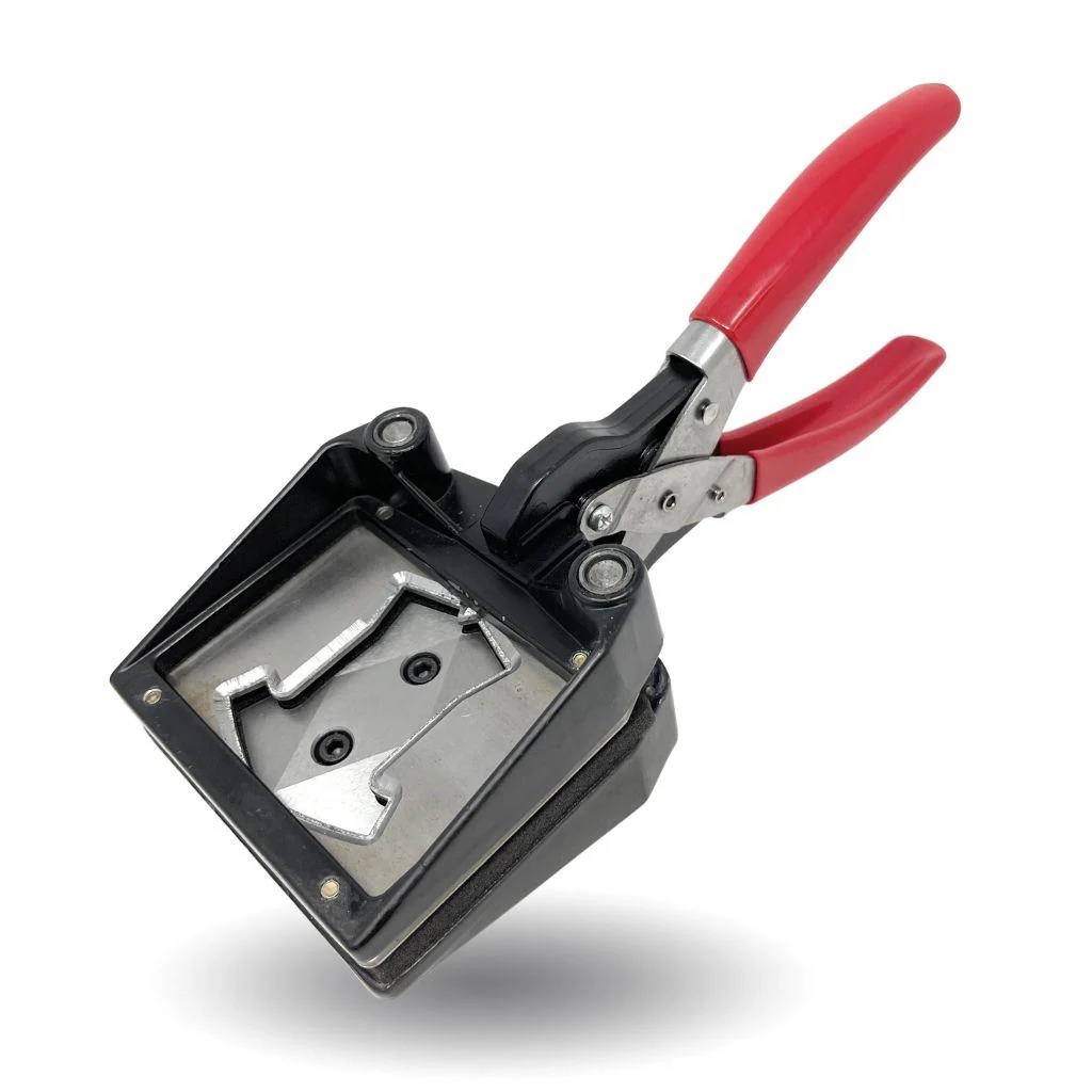 53 x 48mm Shirt & Shorts Hand Held Photo Cutter Punch for IF02-KEYRING