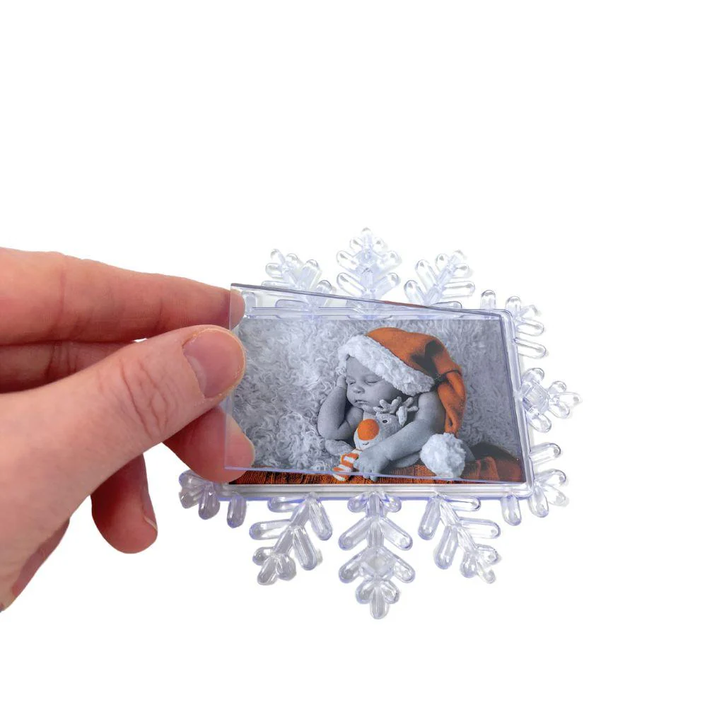 70 x 45mm Snowflake Decoration with String - Pack of 10 - Image 5