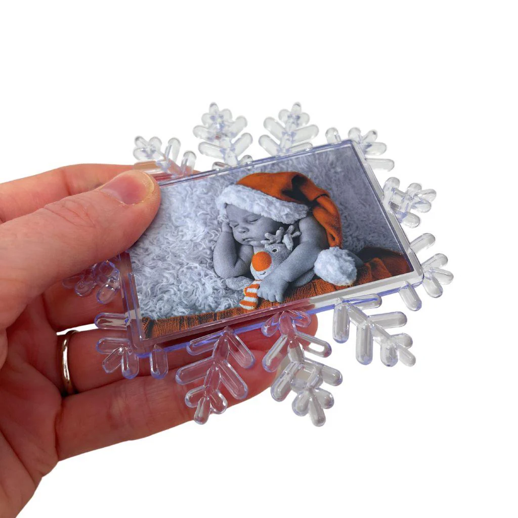 70 x 45mm Snowflake Decoration with String - Pack of 10 - Image 6